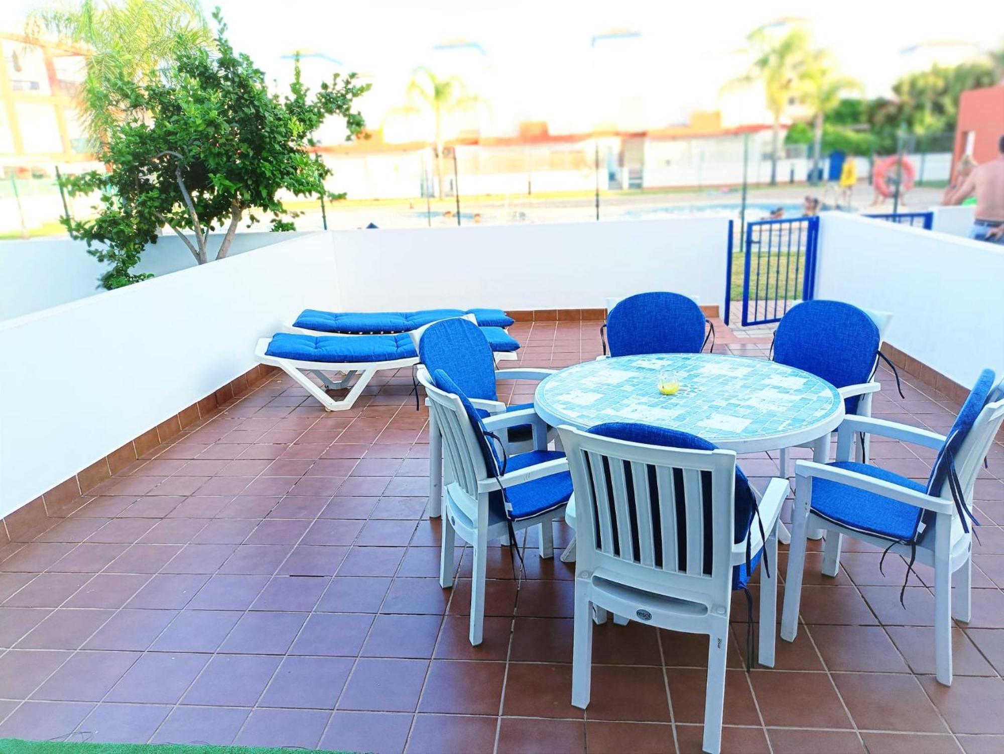 فيلا Casa Familiar A Pie De Piscina مْبيرا المظهر الخارجي الصورة